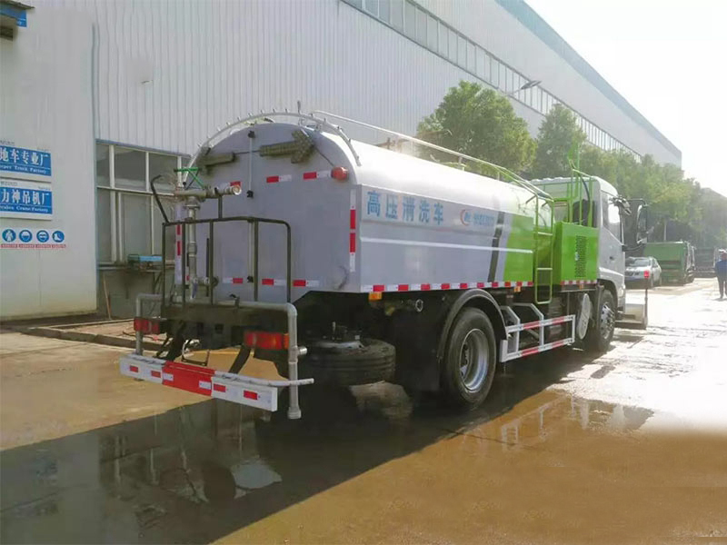 国六东风天锦路面高压清洗车