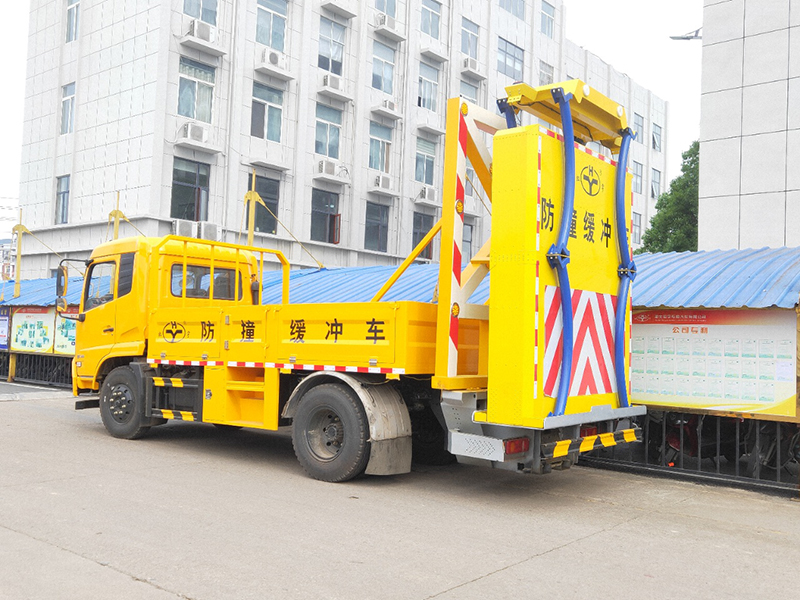 东风天锦100K防撞车
