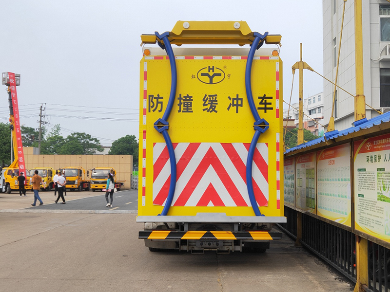 东风天锦100K防撞车
